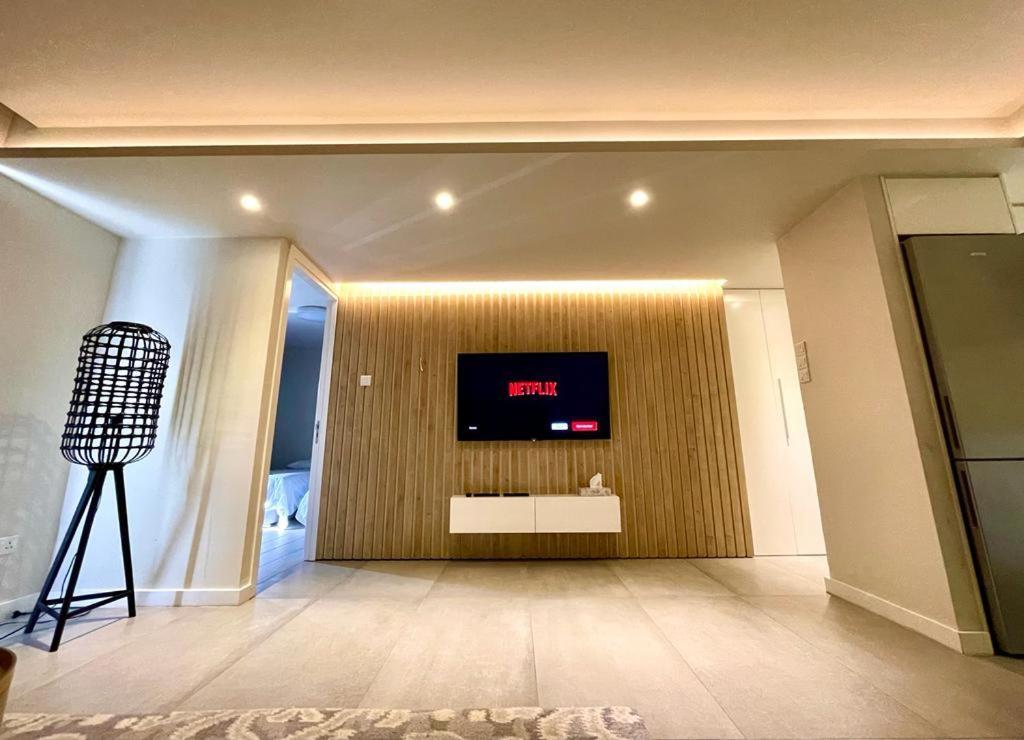 Central Business Suites Nicosia - Araouzou By Platform 357 エクステリア 写真