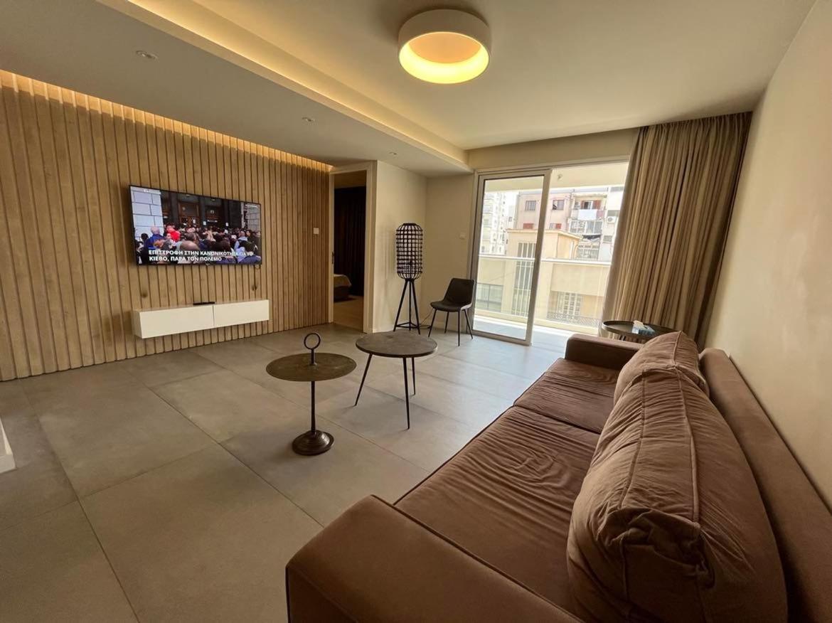 Central Business Suites Nicosia - Araouzou By Platform 357 エクステリア 写真